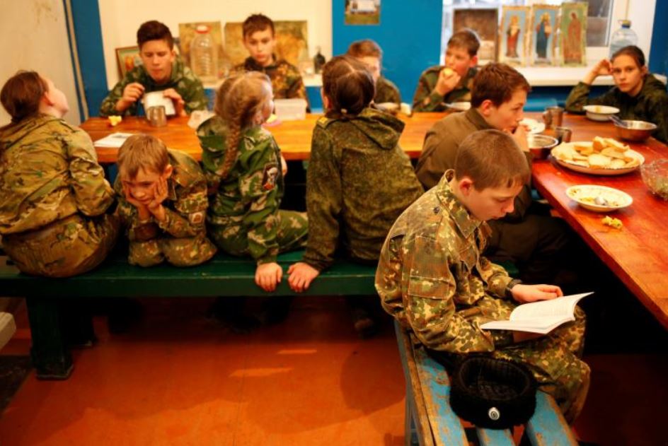 Sekolah-Militer-Anak-Rusia-7