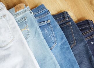 Light-Washed-Jeans